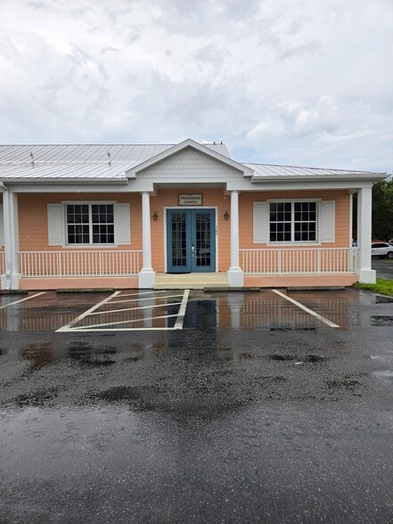 5473 Lee St, Lehigh Acres, FL for lease - Building Photo - Image 2 of 5
