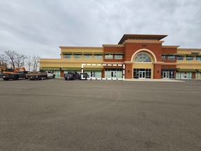 200 Fort Pierpont Dr, Morgantown, WV à louer Photo intérieure- Image 1 de 2