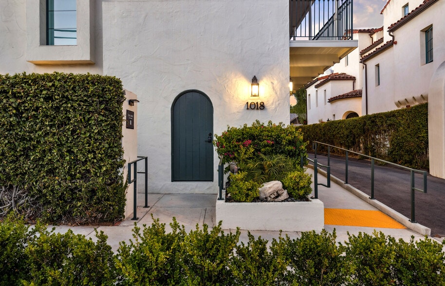 1018 Garden St, Santa Barbara, CA for sale - Building Photo - Image 2 of 11