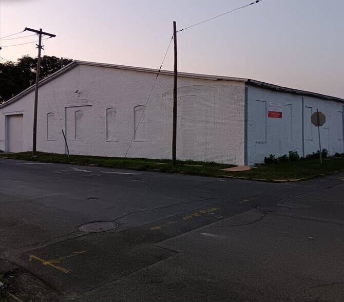 111-135 Paine St, Troy, NY à vendre - Photo du bâtiment - Image 2 de 31