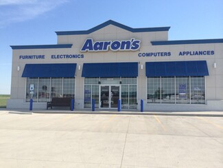 Plus de détails pour 2210 E Kansas Ave, Mcpherson, KS - Vente au détail à louer