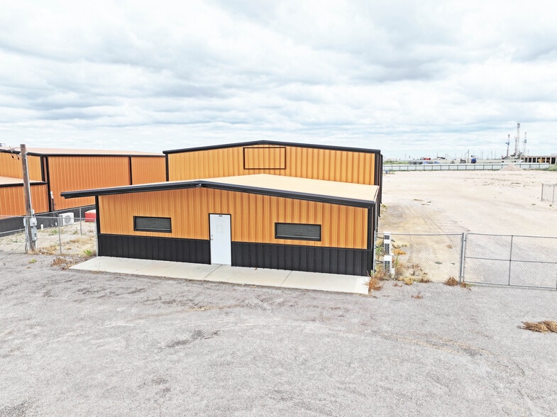 1161 S Moss Ave, Odessa, TX for lease - Aerial - Image 2 of 36