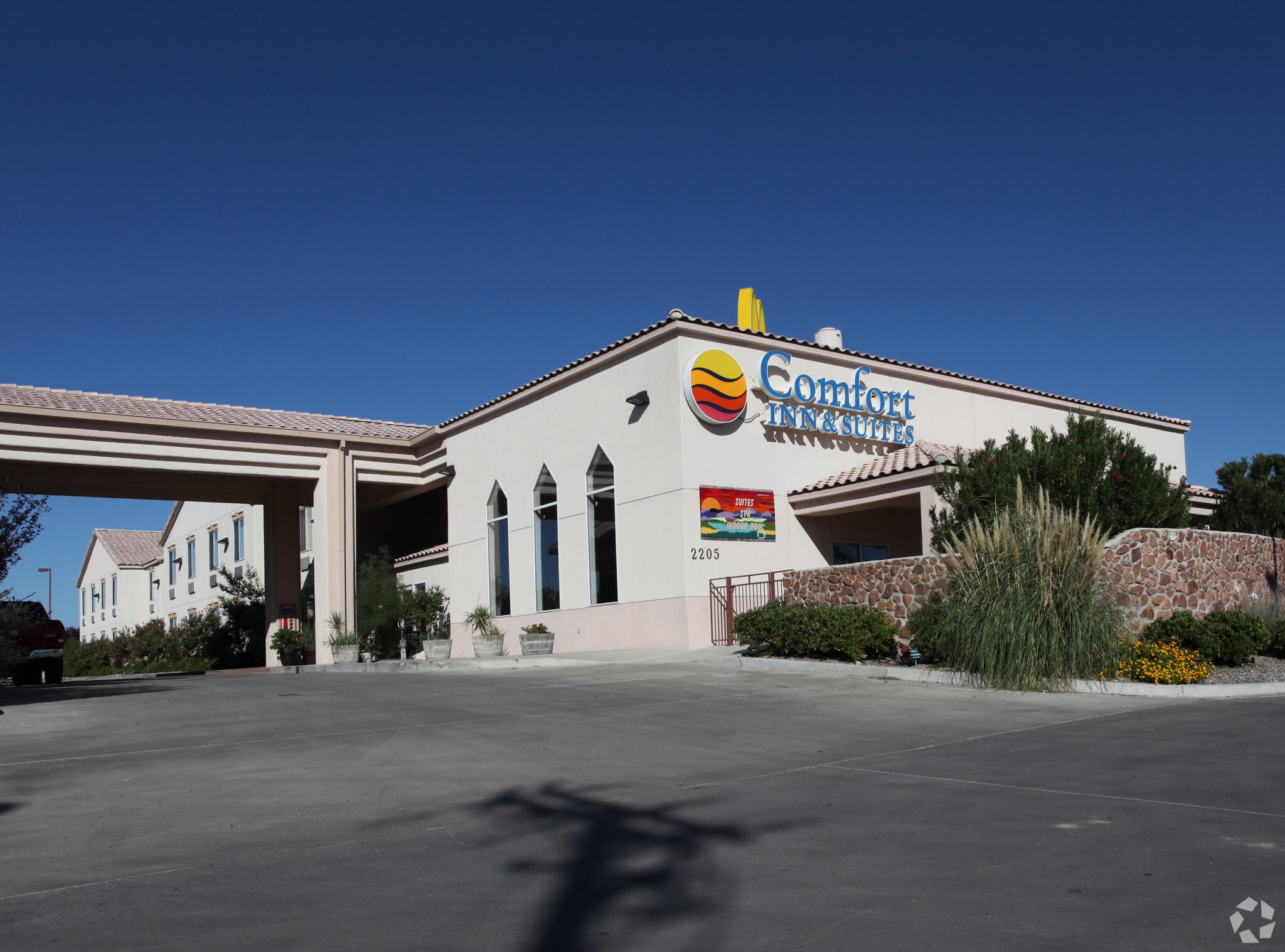 2205 N Date St, Truth Or Consequences, NM for sale Primary Photo- Image 1 of 26