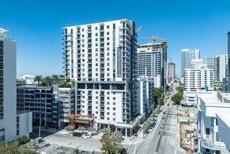 Plus de détails pour 221 SW 12th St, Miami, FL - Commerce de détail à louer