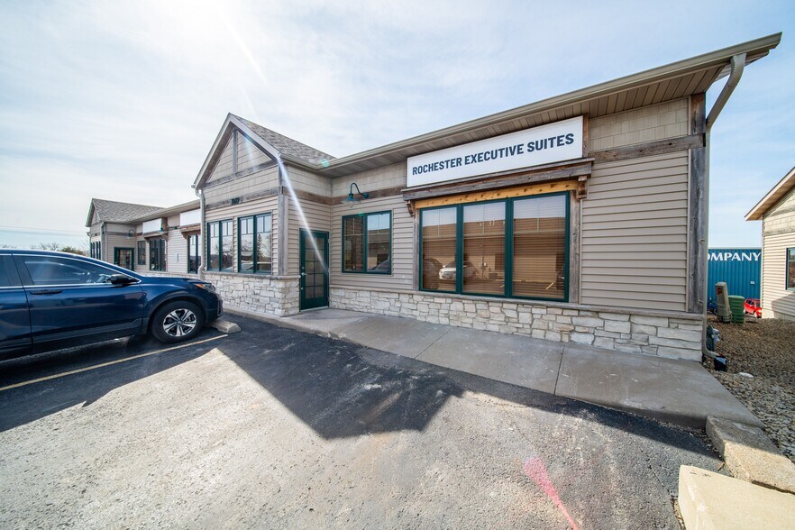 3269 19th St NW, Rochester, MN for lease - Building Photo - Image 3 of 6