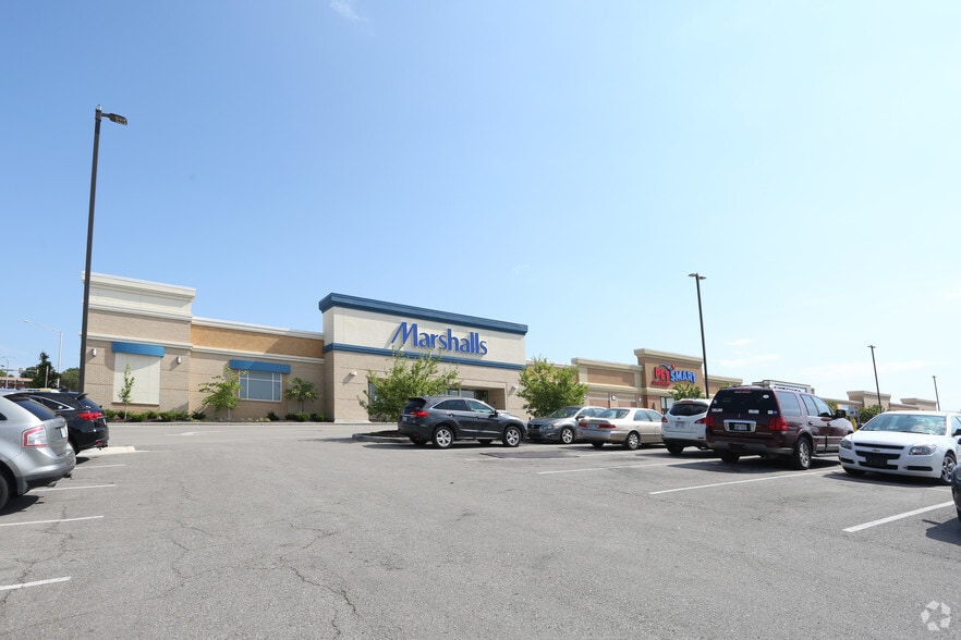 7646 State Ave, Kansas City, KS for lease - Building Photo - Image 2 of 4