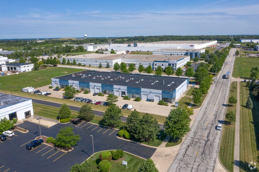 1183 Pierson Dr, Batavia, IL à louer - Aérien - Image 3 de 3