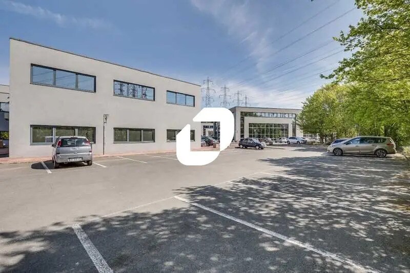 Bureau dans Palaiseau à louer - Photo du bâtiment - Image 2 de 11