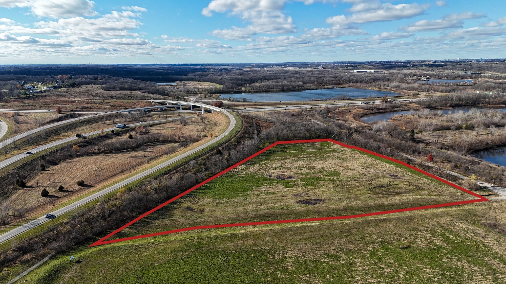 4650 SE Army Post Rd, West Des Moines, IA à vendre Photo principale- Image 1 de 4
