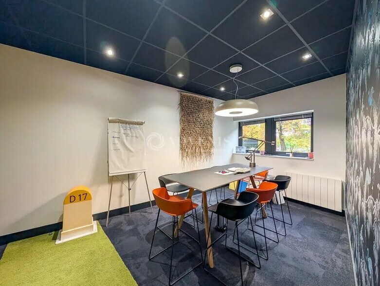 Bureau dans Saint-Grégoire à louer - Photo intérieure - Image 3 de 9