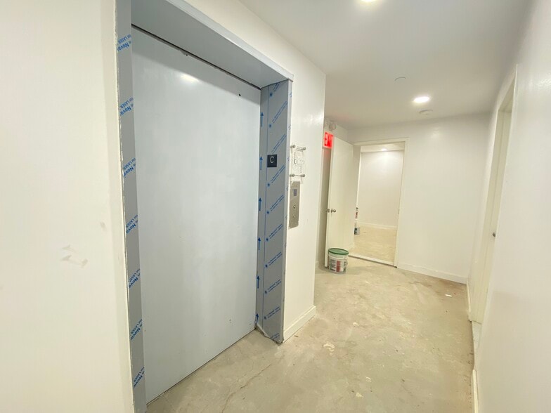 37-32 89th St, Flushing, NY for sale - Interior Photo - Image 2 of 9