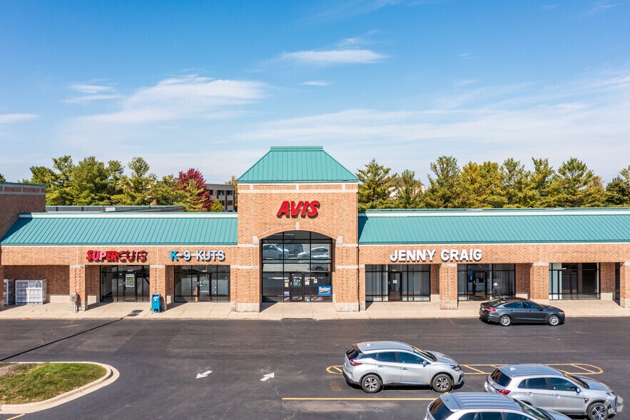 2650-2708 E Main St, Saint Charles, IL à louer - Photo du bâtiment - Image 3 de 5