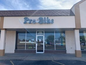 5804-5814 NW 63rd St, Oklahoma City, OK for lease Building Photo- Image 2 of 5