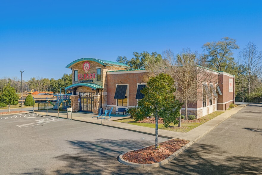 1025 Industrial Dr, Crestview, FL à vendre - Photo du bâtiment - Image 3 de 71