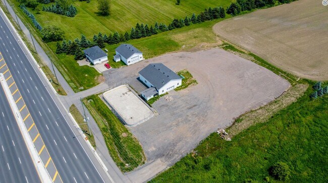 More details for 9240 Britannia Rd, Milton, ON - Industrial for Lease
