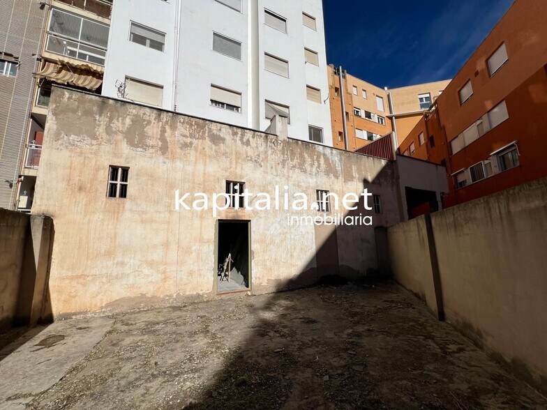 Commerce de détail dans Ontinyent, Valencia à vendre - Photo du bâtiment - Image 3 de 5