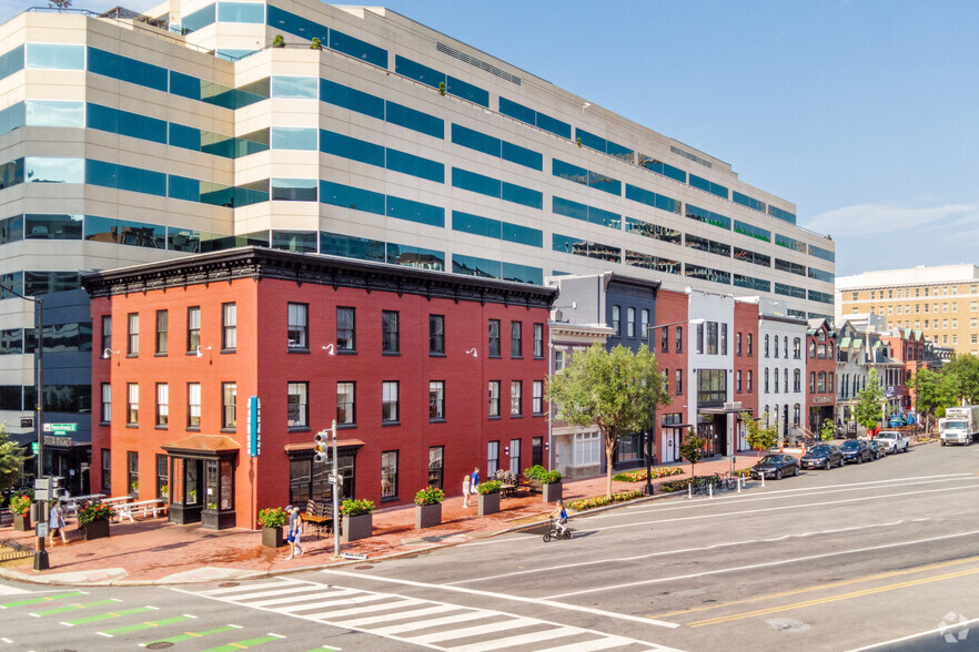 2000 Pennsylvania Ave NW, Washington, DC for lease - Building Photo - Image 1 of 33