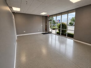971 N Goldenrod Rd, Orlando, FL for lease Building Photo- Image 2 of 6