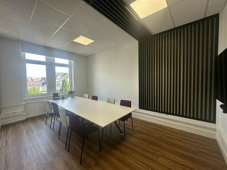 Office in Strasbourg for lease - Interior Photo - Image 2 of 6