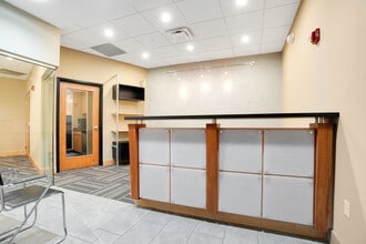 121-189 S Orange Ave, Orlando, FL for lease Interior Photo- Image 1 of 27
