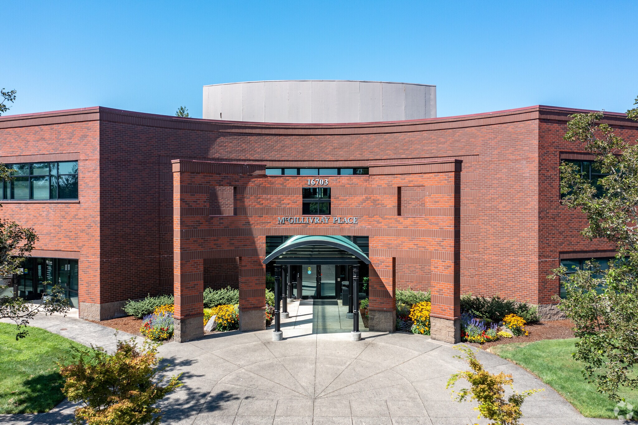 16703 SE McGillivray Blvd, Vancouver, WA à louer Photo du bâtiment- Image 1 de 10