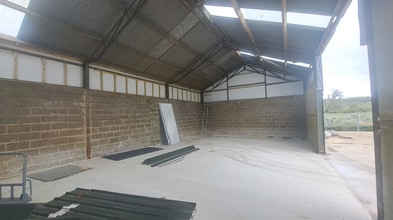 Northampton Rd, Stoke Goldington for lease Interior Photo- Image 1 of 2