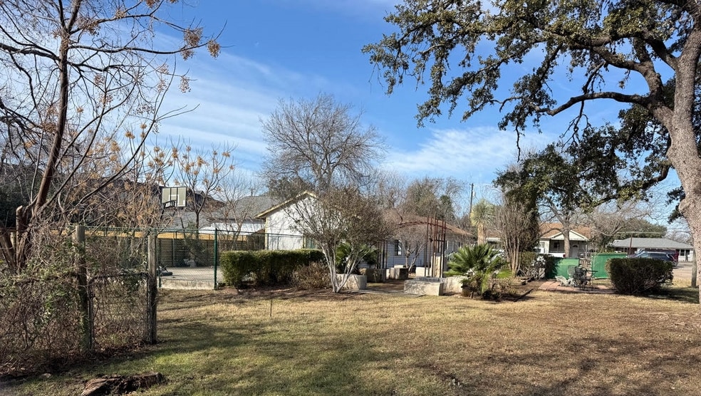 4019 Menchaca Rd, Austin, TX for sale - Building Photo - Image 1 of 5