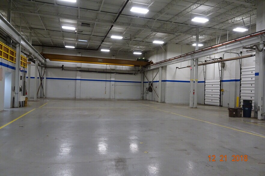 25850 First St, Westlake, OH à louer - Photo du bâtiment - Image 3 de 14