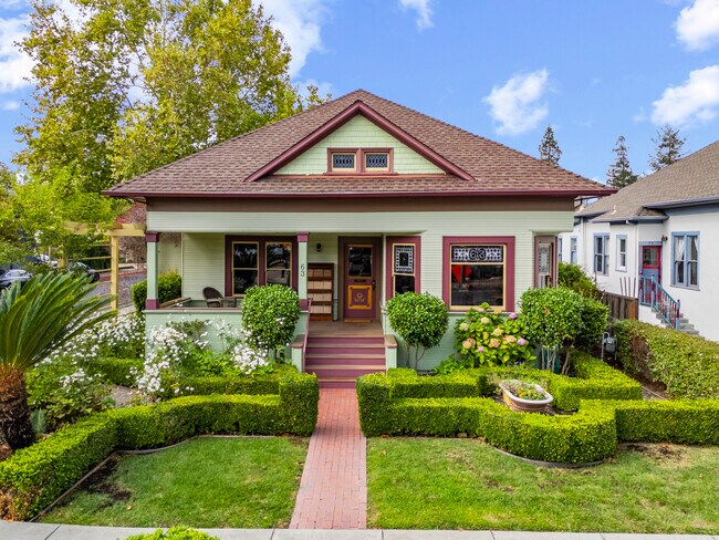 Plus de détails pour 63 N 1st St, Campbell, CA - Bureau à vendre