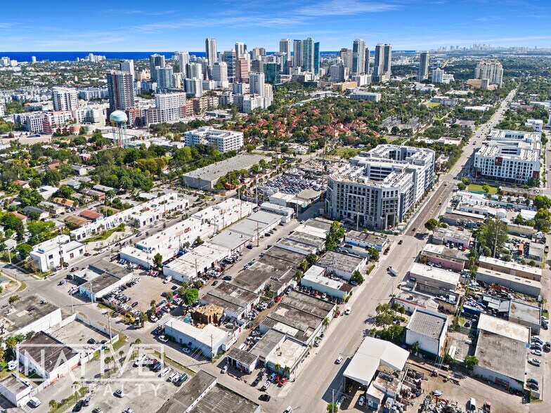 723-731 NW 6th Ave, Fort Lauderdale, FL à louer - Photo du bâtiment - Image 3 de 7