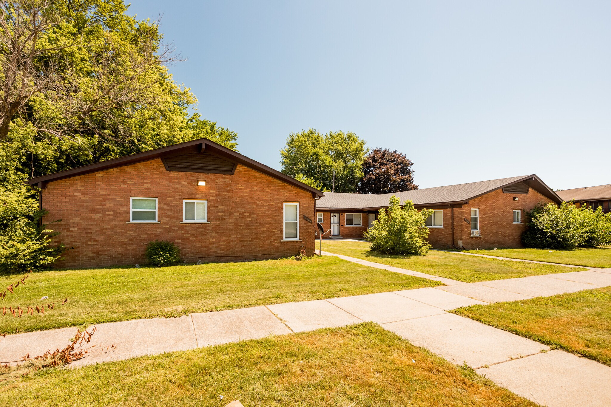 9500 Chalmers St, Detroit, MI à vendre Photo principale- Image 1 de 4