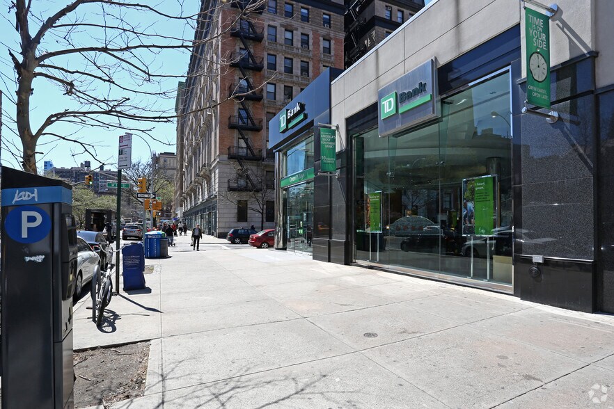 2827-2831 Broadway, New York, NY à louer - Photo du bâtiment - Image 2 de 6