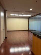 1201 Walnut St, Kansas City, MO for lease Interior Photo- Image 1 of 13