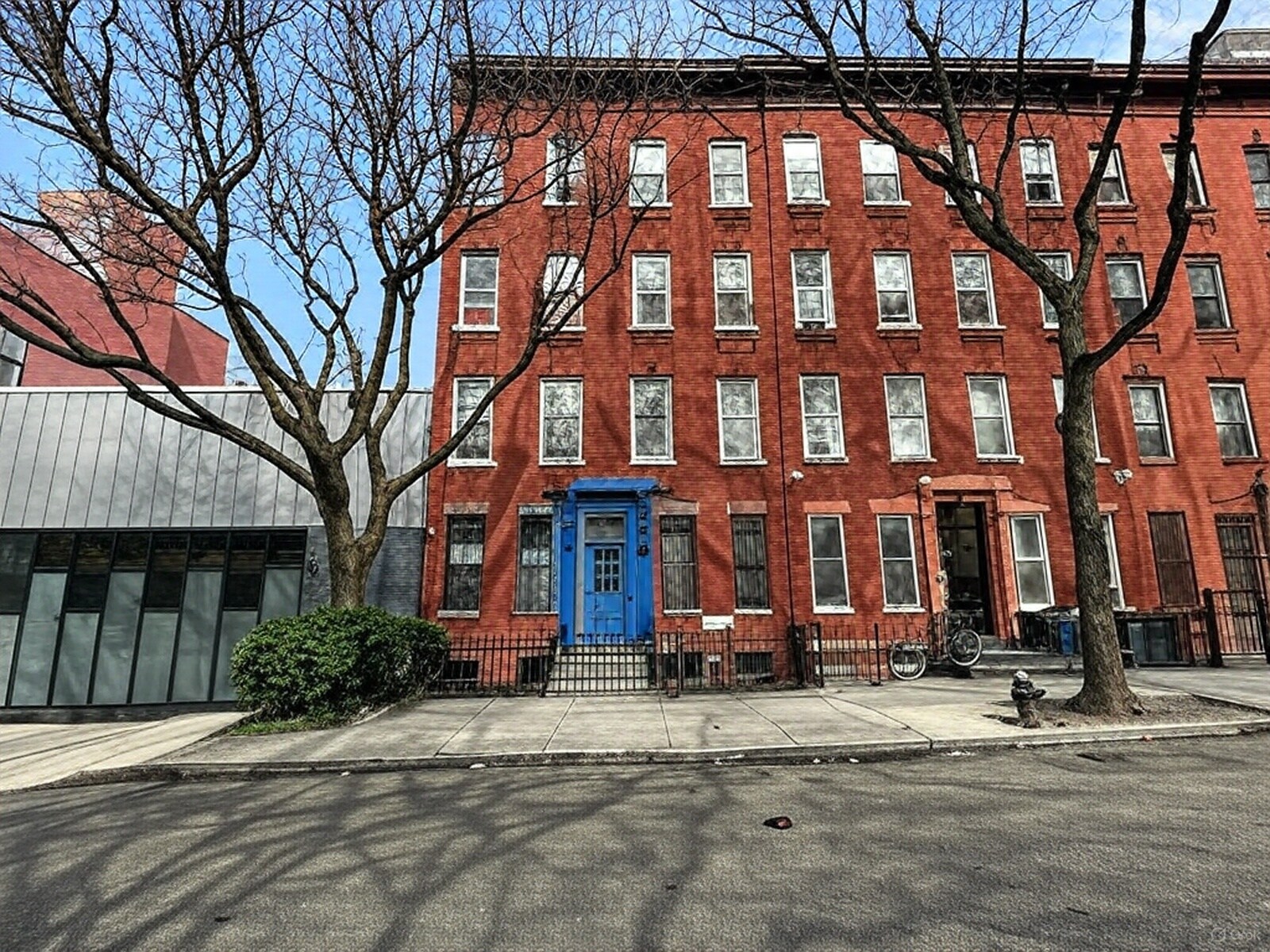 21 Adelphi St, Brooklyn, NY for sale Building Photo- Image 1 of 3