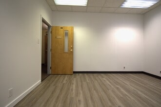 127-133 W Michigan Ave, Ypsilanti, MI for lease Interior Photo- Image 2 of 3