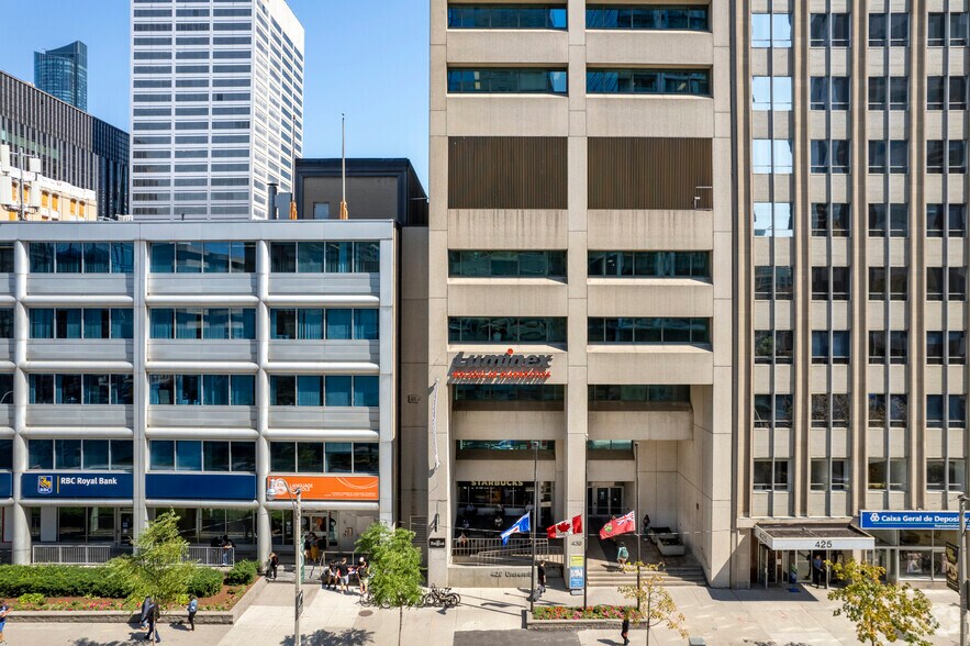 439 University Ave, Toronto, ON à louer - Photo du bâtiment - Image 2 de 7