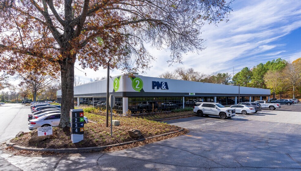 1000 Holcomb Woods Pky, Roswell, GA à louer - Photo du bâtiment - Image 3 de 4