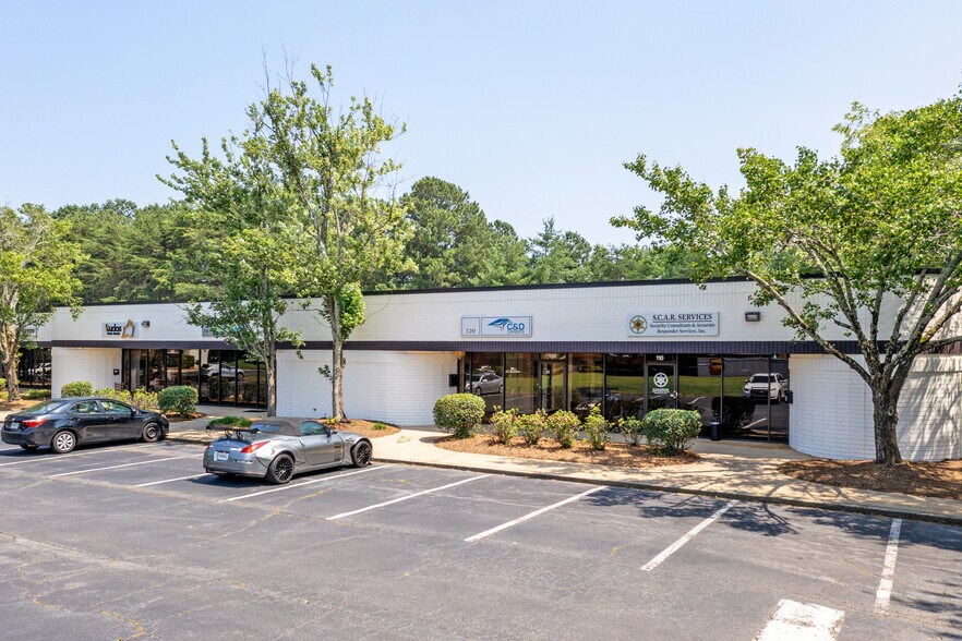 5500 Oakbrook Pky, Norcross, GA à louer - Photo du bâtiment - Image 1 de 4