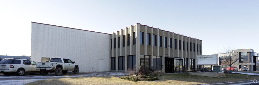 2115 91 Av NW, Edmonton, AB à vendre - Photo principale - Image 1 de 1