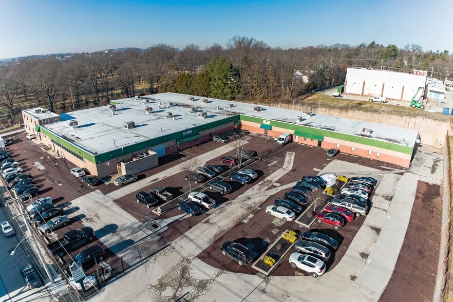 9 S Forrest Ave, Norristown, PA for lease - Building Photo - Image 1 of 10