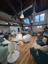 1121 Washington St, Newton, MA for lease Building Photo- Image 2 of 5