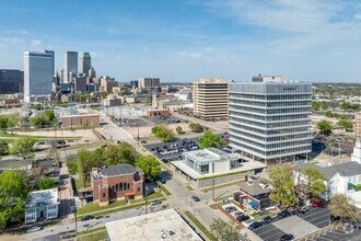 1350 S Boulder Ave, Tulsa, OK - AÉRIEN  Vue de la carte