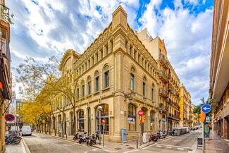 Plus de détails pour Carrer de Bonavista, 30, Barcelone - Commerce de détail à louer
