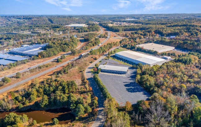 39 Gilmore Dr, Sutton, MA à louer - Aérien - Image 3 de 6