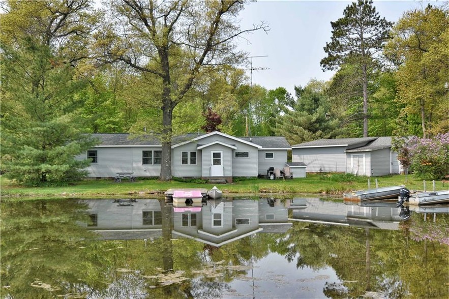 W6038 Spooner Lake Rd, Spooner, WI à vendre - Photo du bâtiment - Image 1 de 1