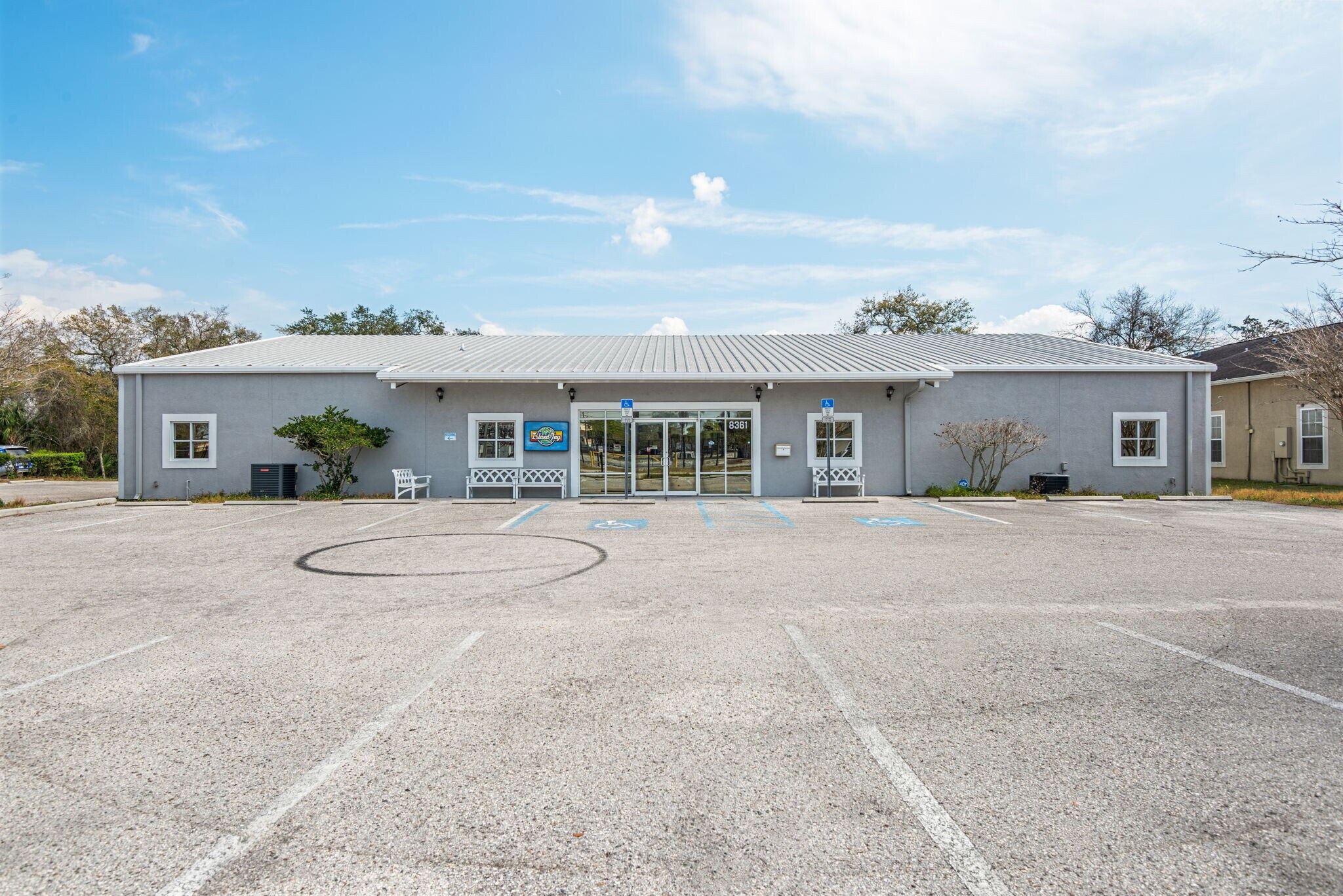 8361 Stone Run Ct, Tampa, FL à vendre Photo du bâtiment- Image 1 de 21