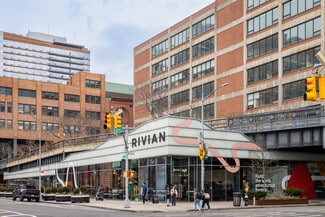 Plus de détails pour 60 Tenth Ave, New York, NY - Commerce de détail à louer