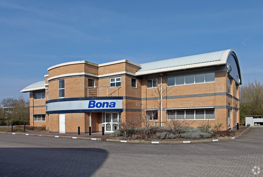 1 Radian Ct, Milton Keynes for lease - Building Photo - Image 1 of 3