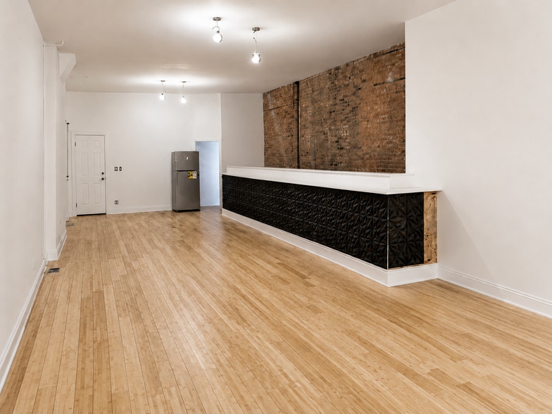 8714 S Commercial Ave, Chicago, IL for sale - Building Photo - Image 3 of 22