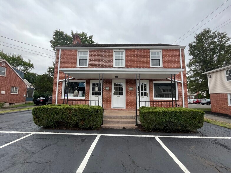 266 Hebron Ave, Glastonbury, CT à louer - Photo du bâtiment - Image 2 de 20